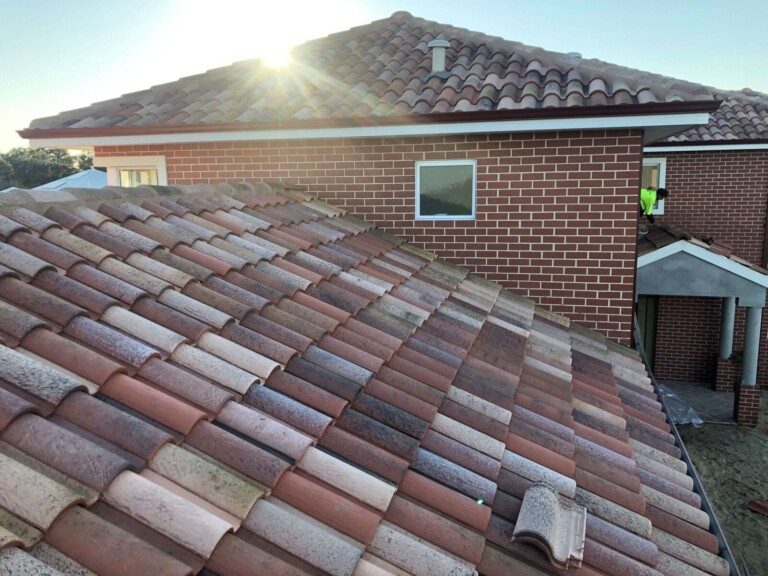 Mixed Milenium Roof Tile Image